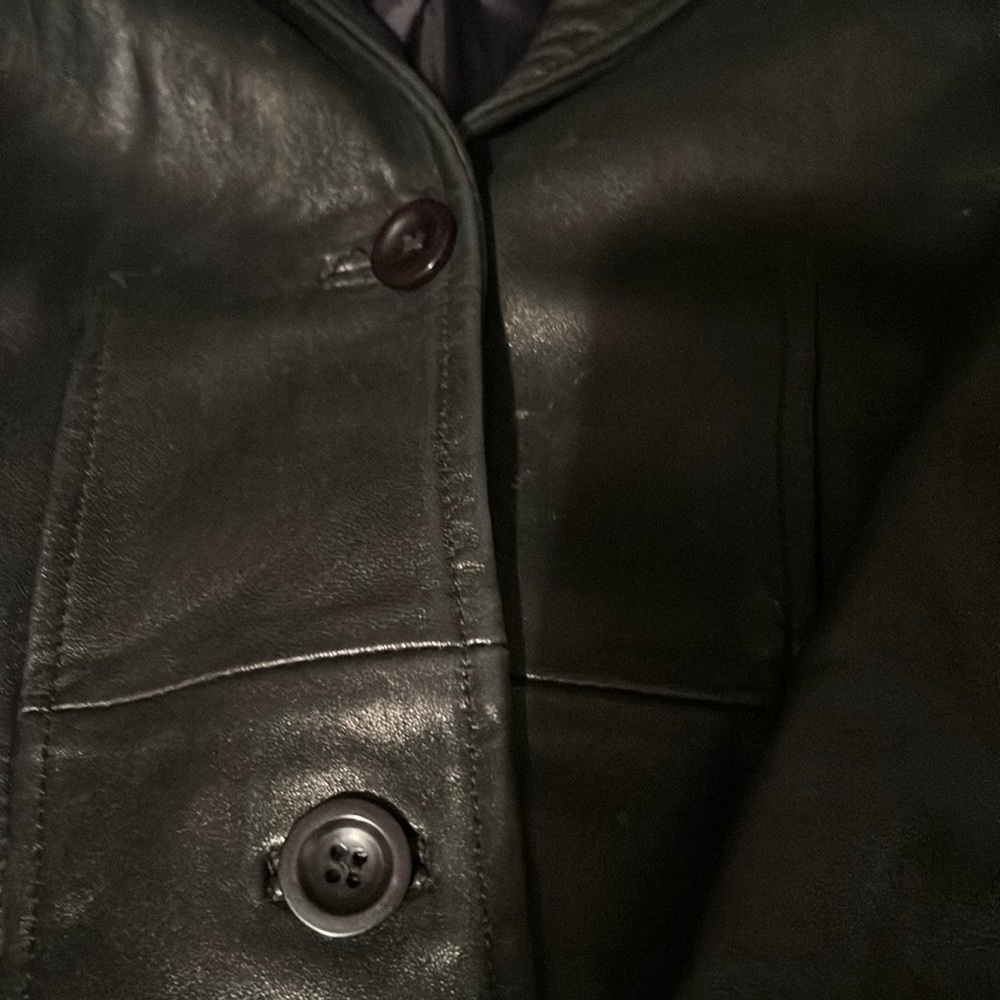 Leather jack in good condition barley worn